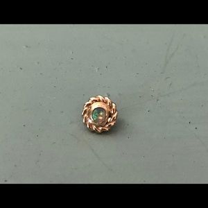 BVLA Mini Choctaw (white opal and yellow gold)